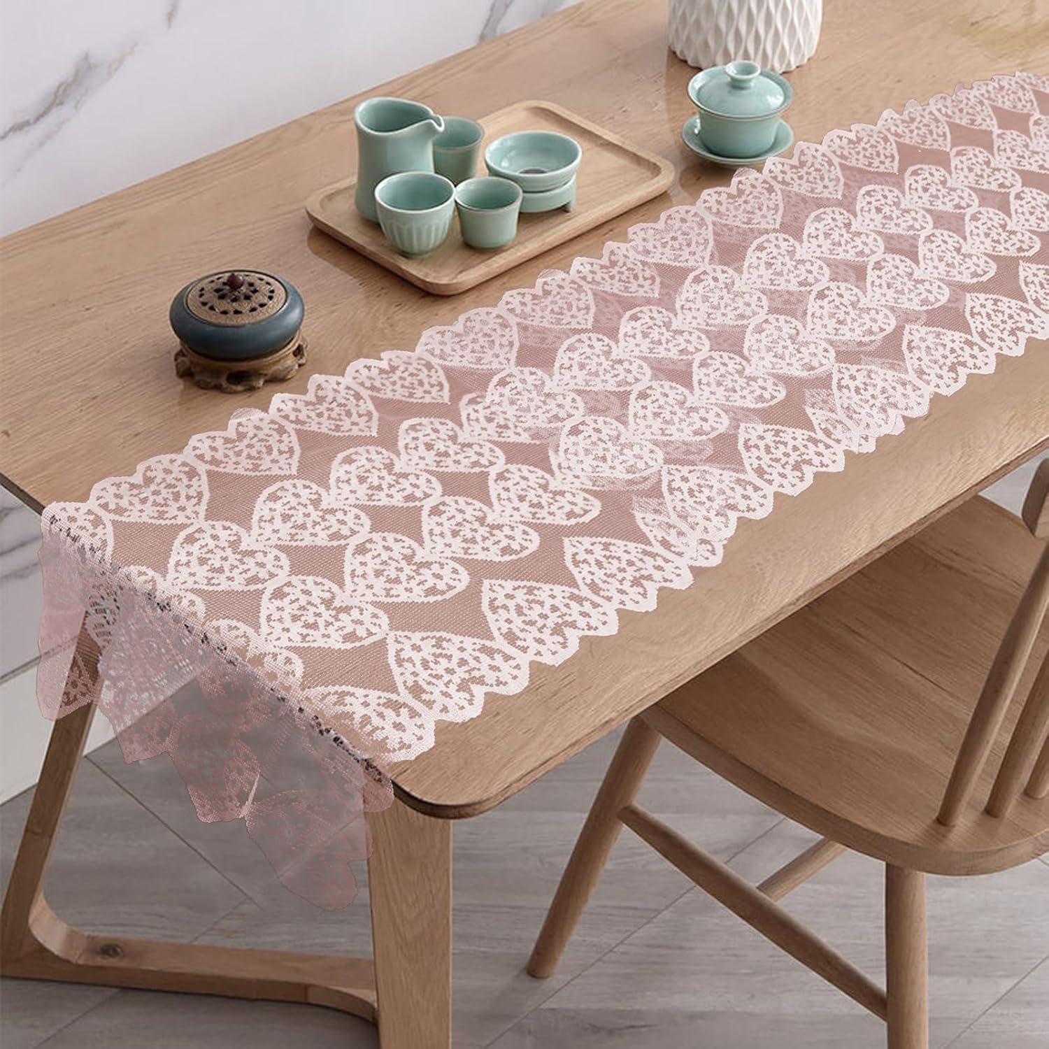1PC Romantic Pink Lace Heart Table Runner Valentine's Day Candlelight Dinner Ann