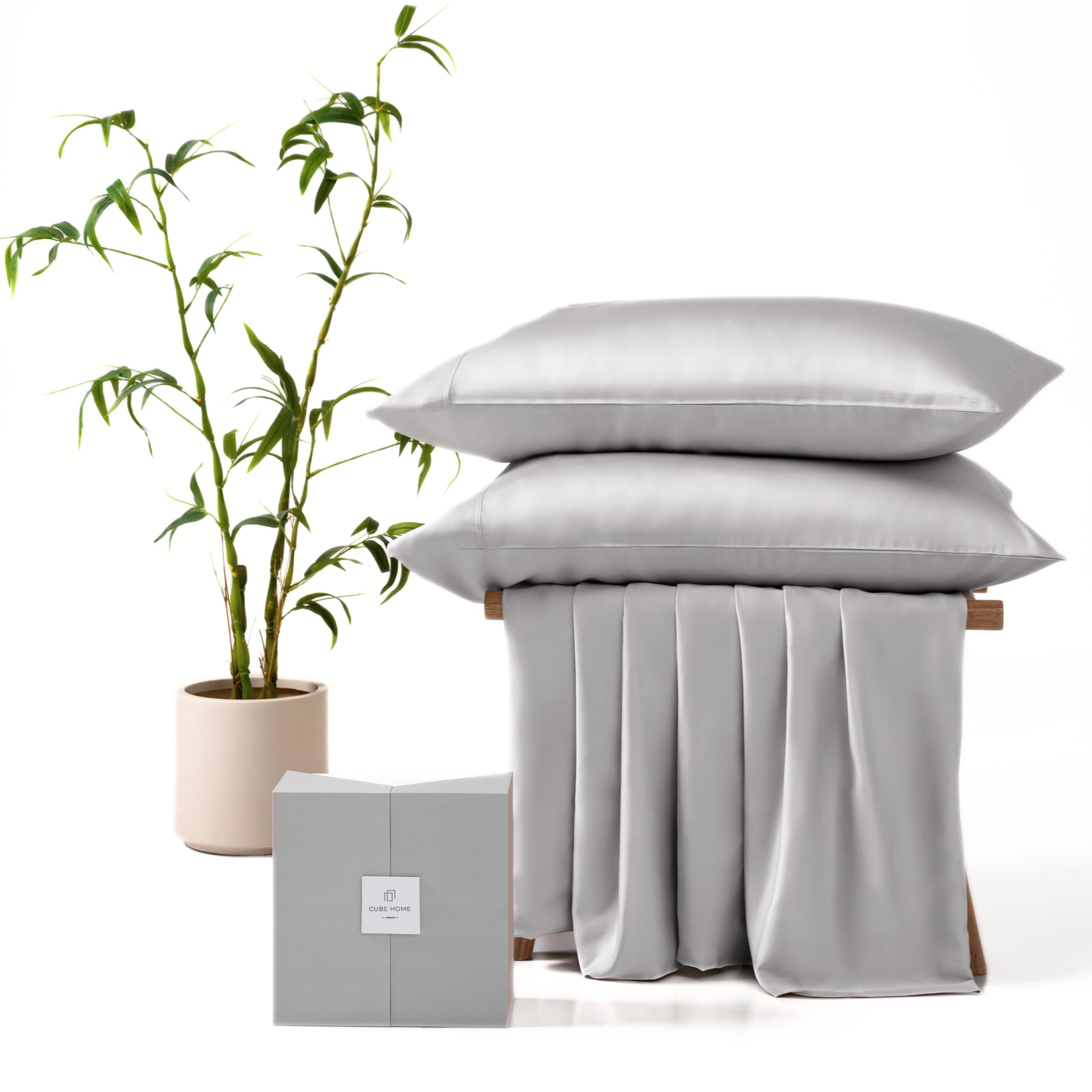 Cube Home - Luxury 3 pcs Bedding Set (200x200cm Duvet Cover + 2 75x50cm Pillowca