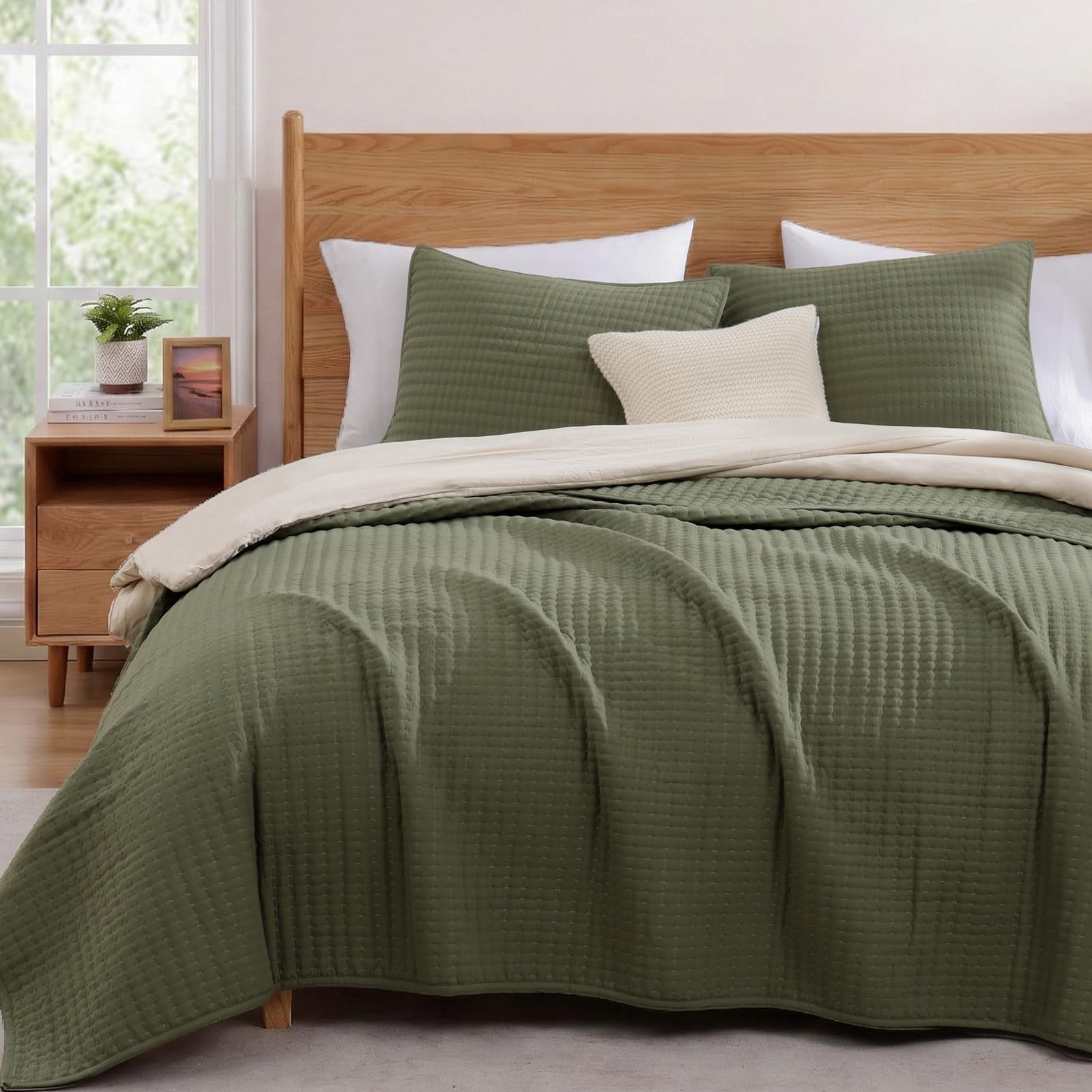 WRENSONGE Olive Green California/Oversized King Size Quilt Bedding Set | Lightwe