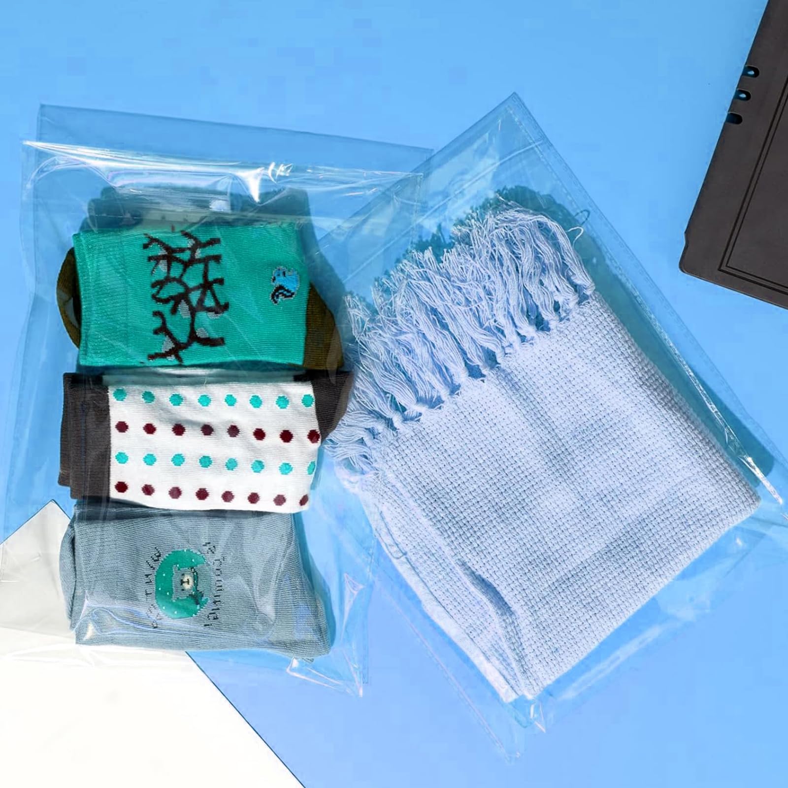 200-Piece Bag Clear Self-Seal Cellophane Plastic Bags for Clothes, Party, and We