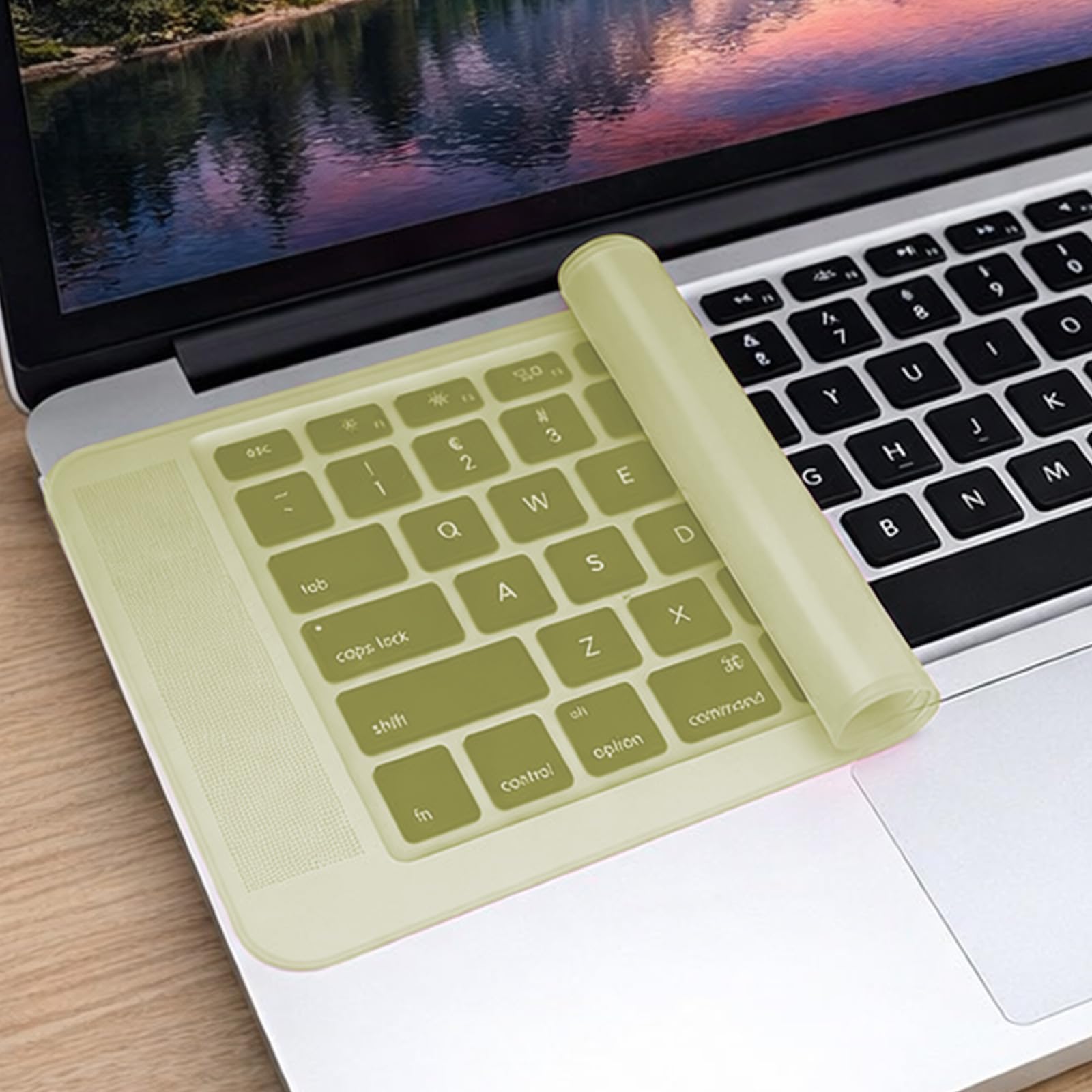 Laptop Keyboard Protector, Transparent Silicone Cover for Dustproof Protection, 