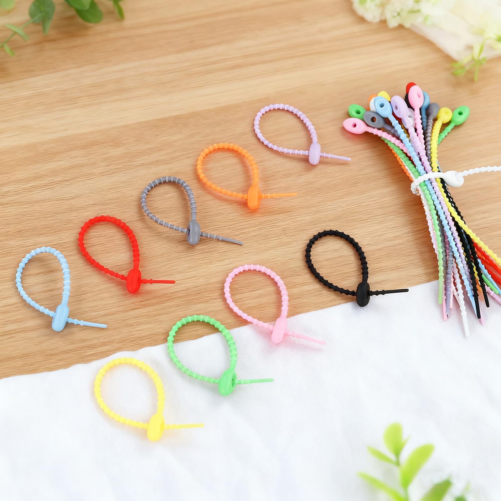 30 Pcs Reusable Cable Ties Practical Portable Self Locking Elastic Silicone Cord
