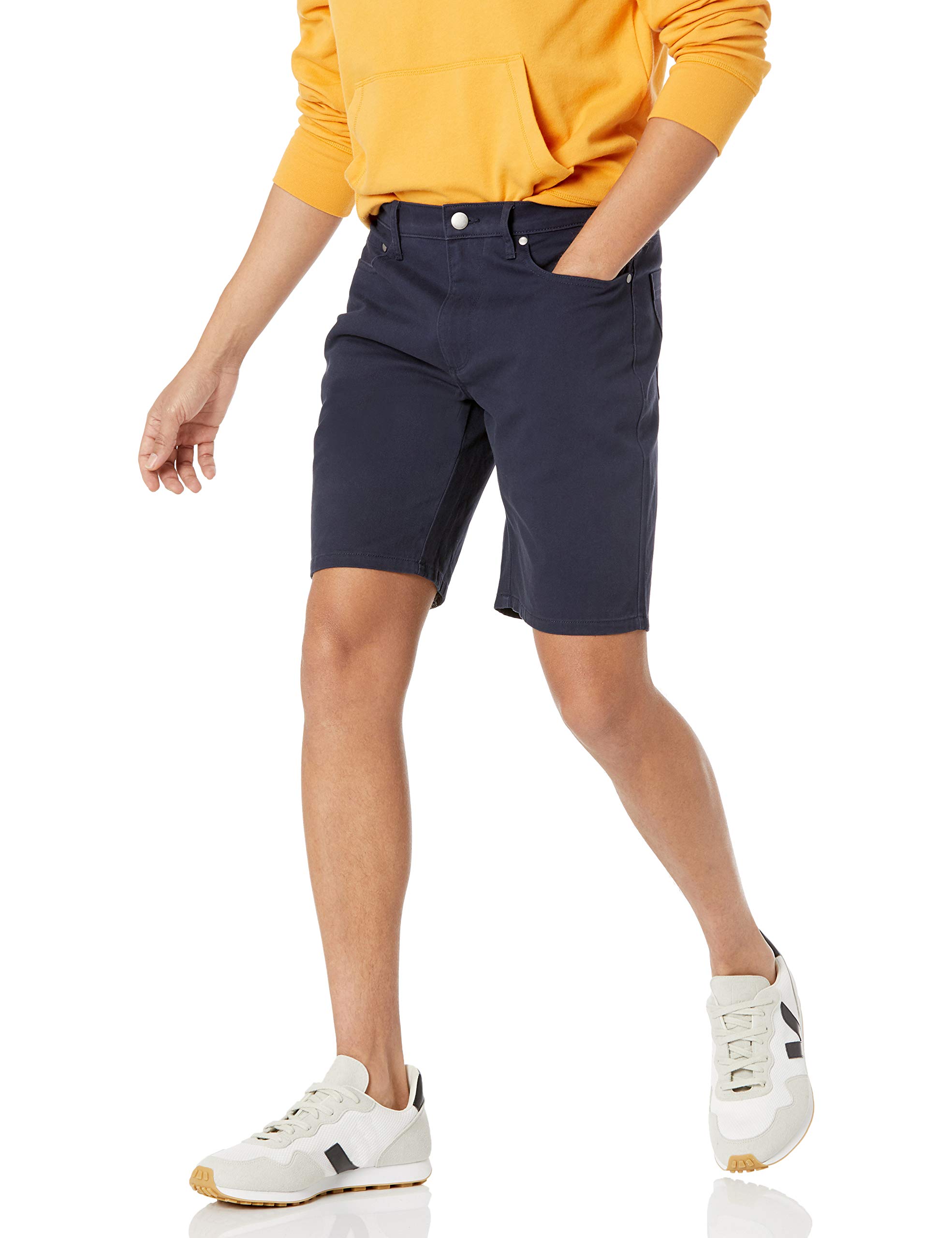 Amazon Essentials Men's Straight-Fit 7" Inseam Stretch 5-Pocket Twill Shorts
