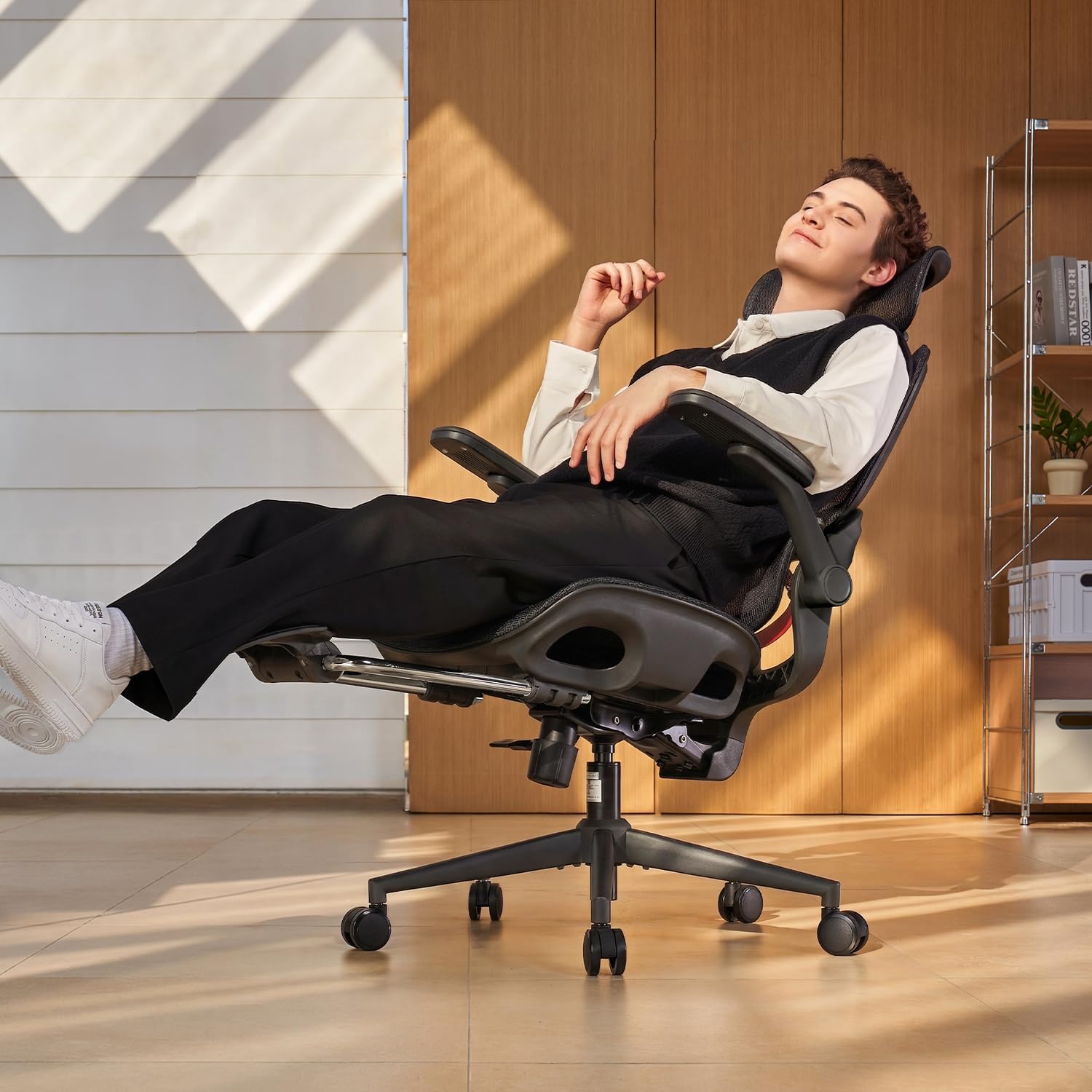 SIHOO B100 Pro Office Chair, Footrest, Double Adaptive Support, Black