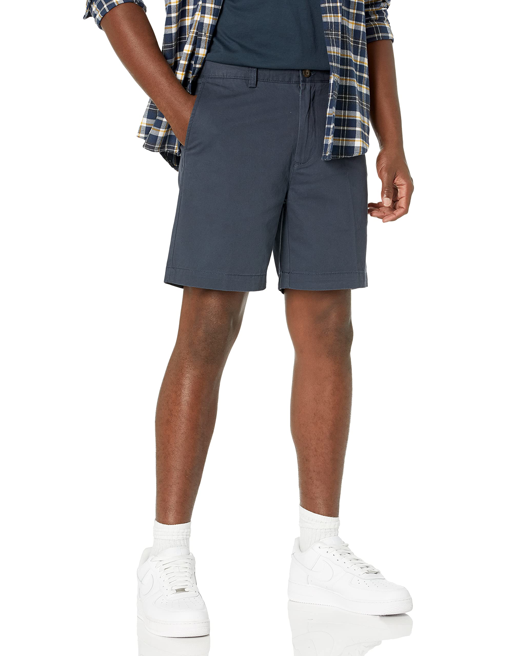 Amazon Essentials Hombre Pantalones Cortos Chinos de Corte Ajustado de 18cm