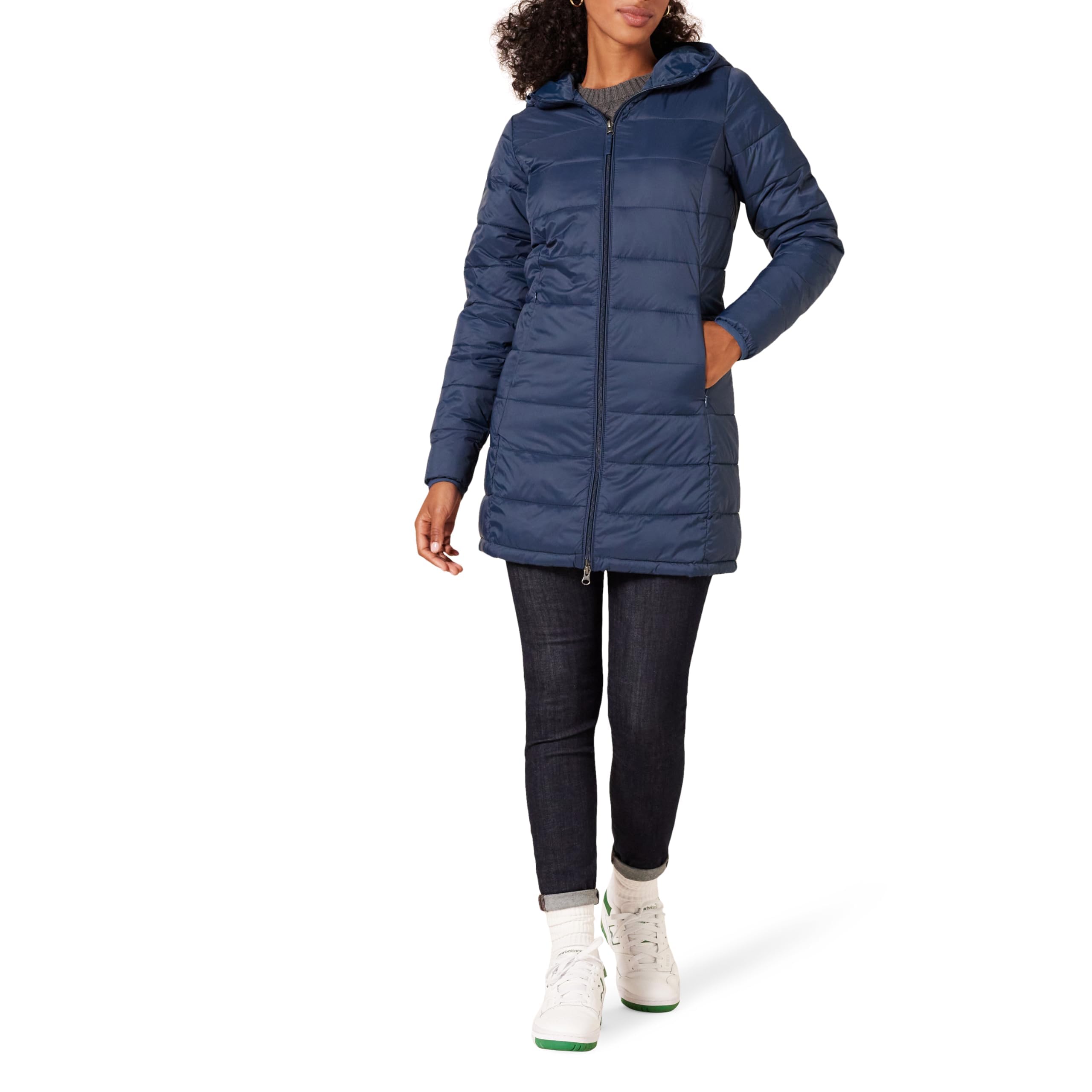 Amazon Essentials Women's Lightweight Water-Resistant Packable Hooded Puffer Coa