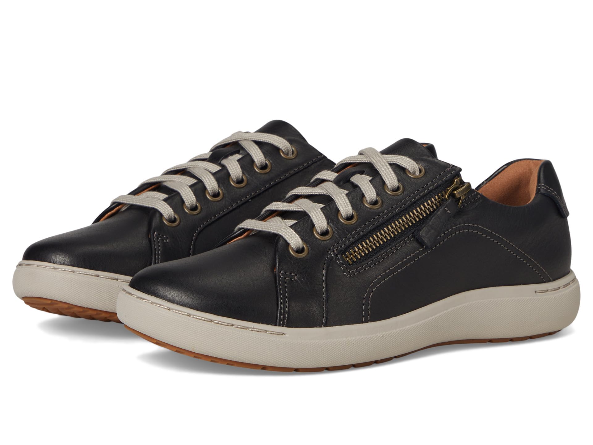 Clarks Women's Nalle Lace Sneaker