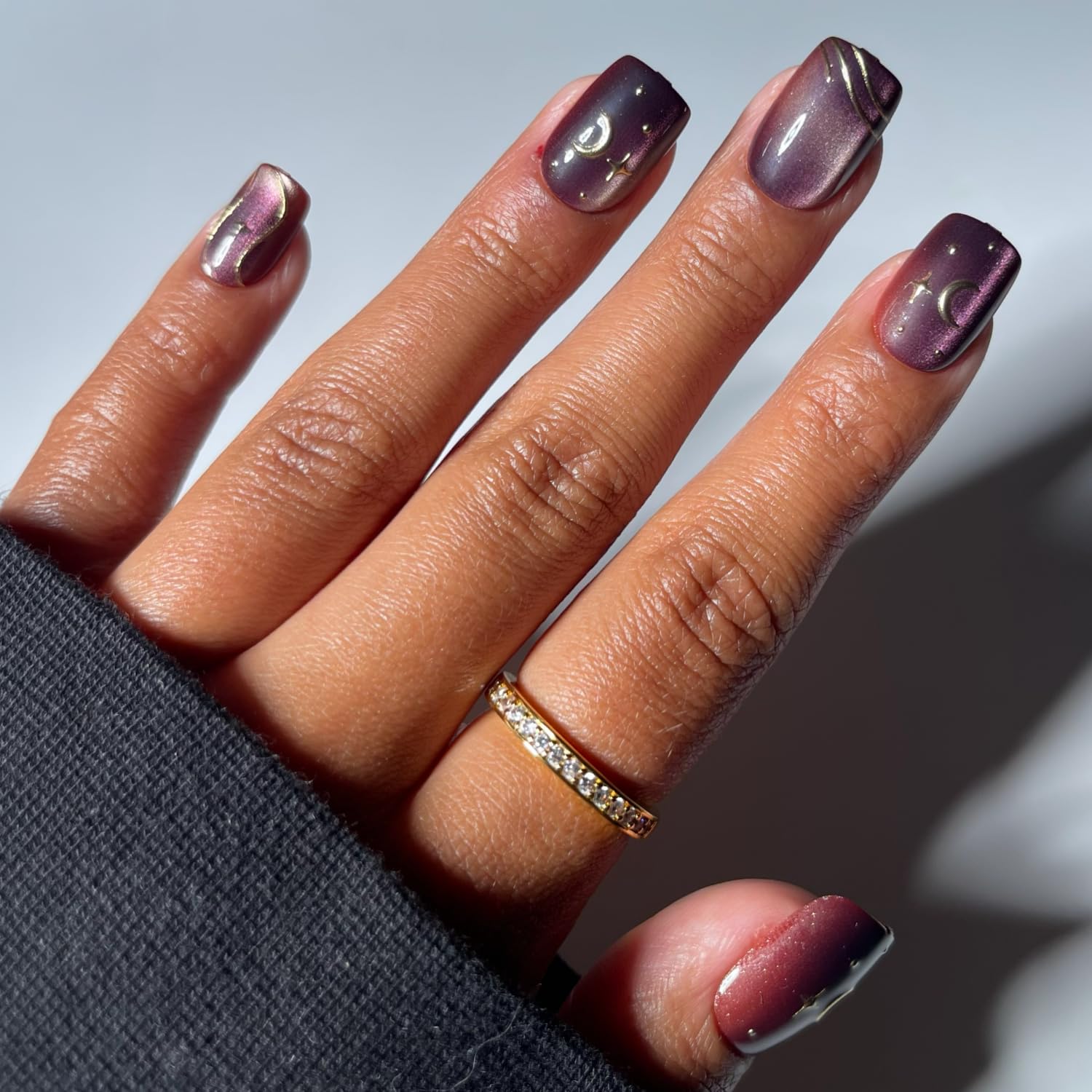 Glamnetic Halloween Press On Nails, Short Squoval Cat-Eye, Scarlet Spell | Hallo