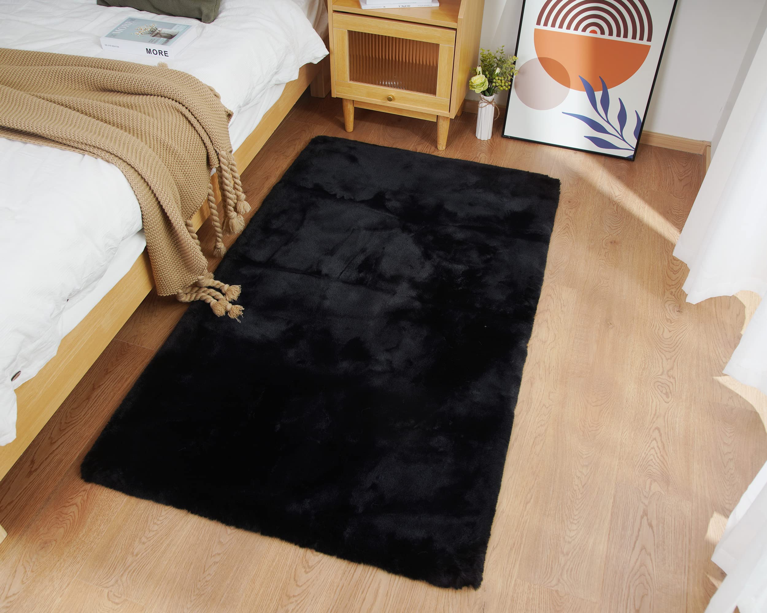 Ghouse Ultra Soft Faux Rabbit Fur Rug, Machine Washable Area Rugs for Bedroom Fl