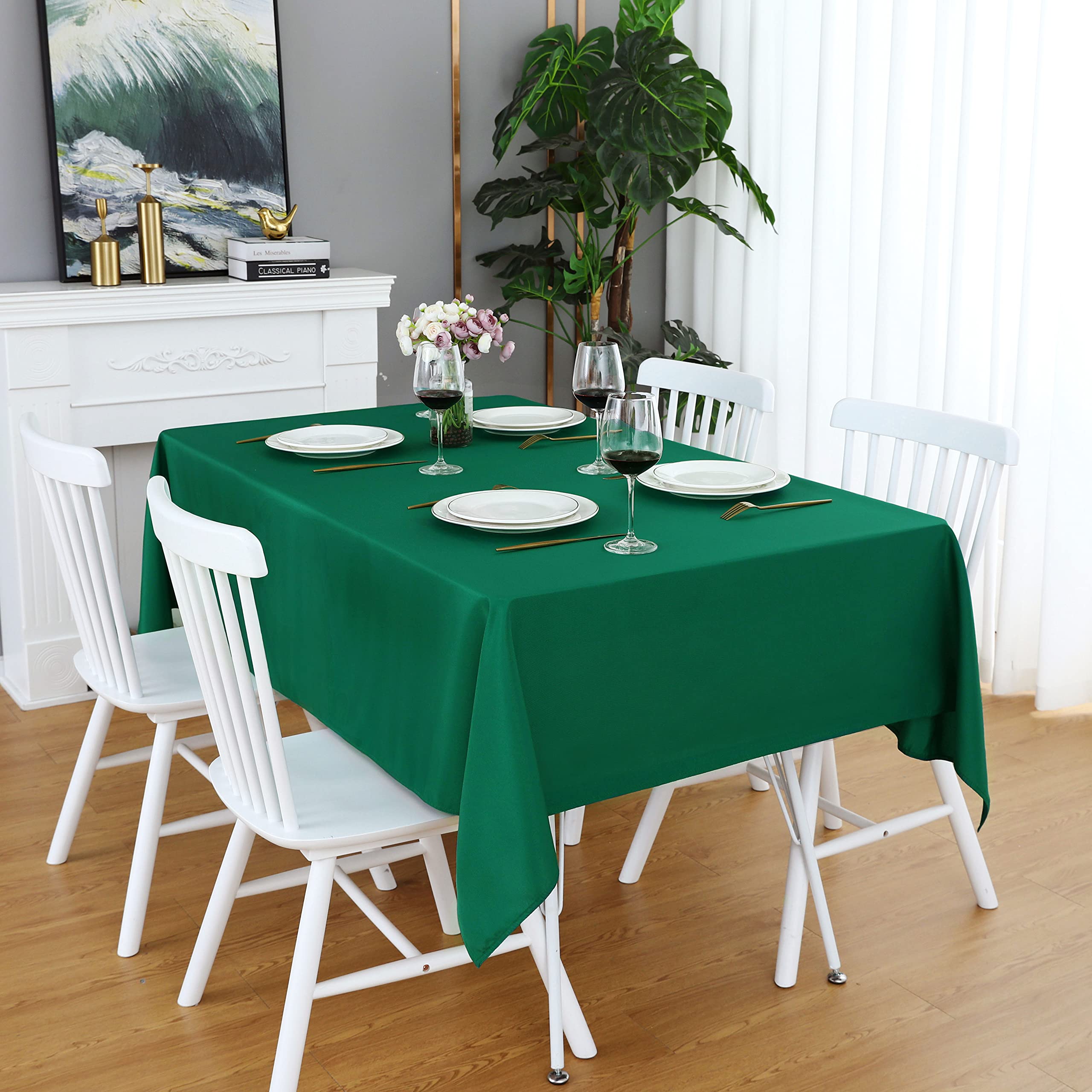 FOLINS&HOME Green Rectangle Tablecloth 60 x 84 Wrinkle Free Waterproof Polyester