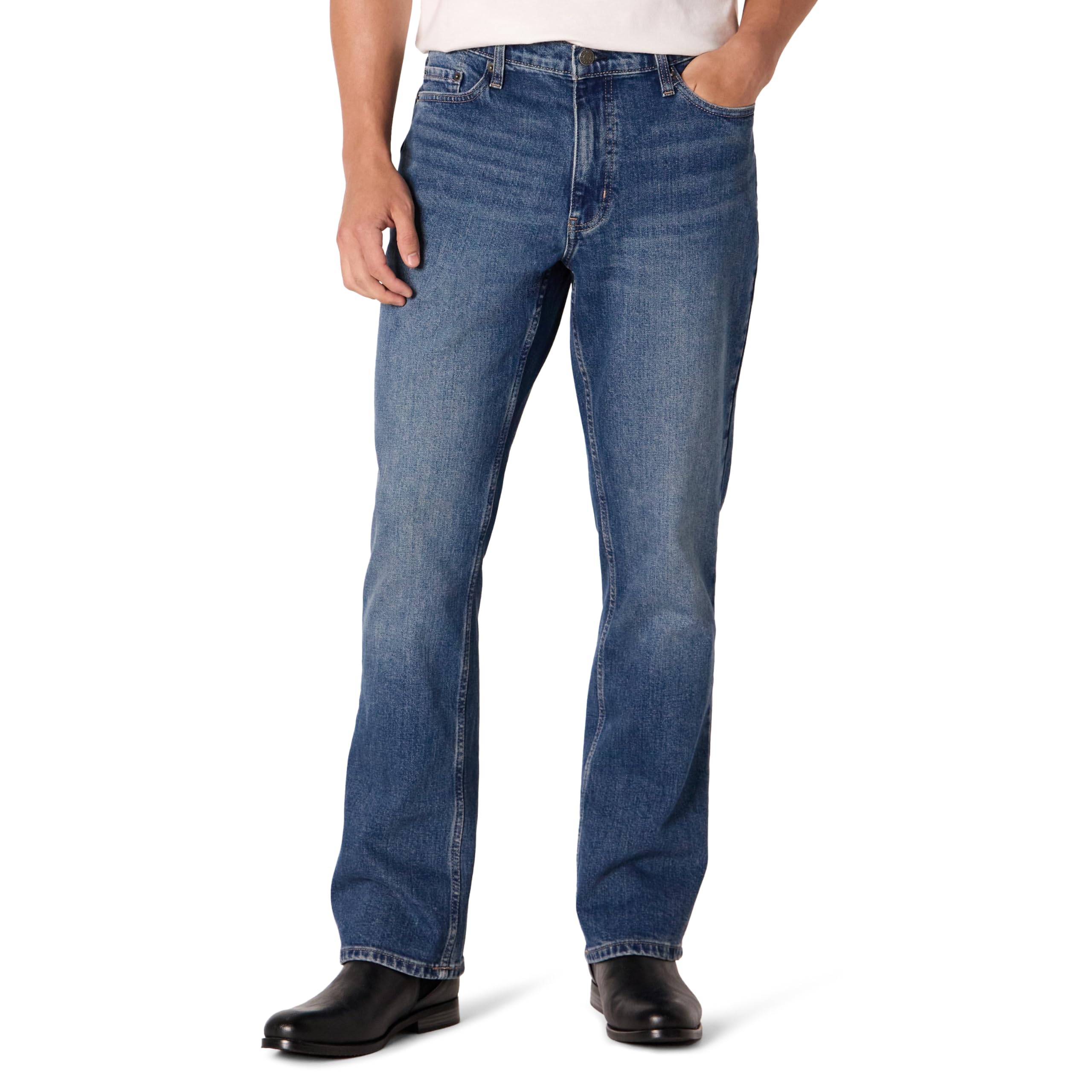 Amazon Essentials Men's Low Stretch Straight-Fit Bootcut Jean
