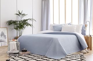 Todocama Thin Quilted Bedspread with Rhombus Design for Spring, Summer, Autumn and Winter. 100% Extra Soft Microfibre. Multipurpose Bed Cover 120/135-230 x 260 cm Light Blue
