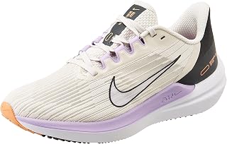 NIKE Women's Air Winflo 9Sneaker