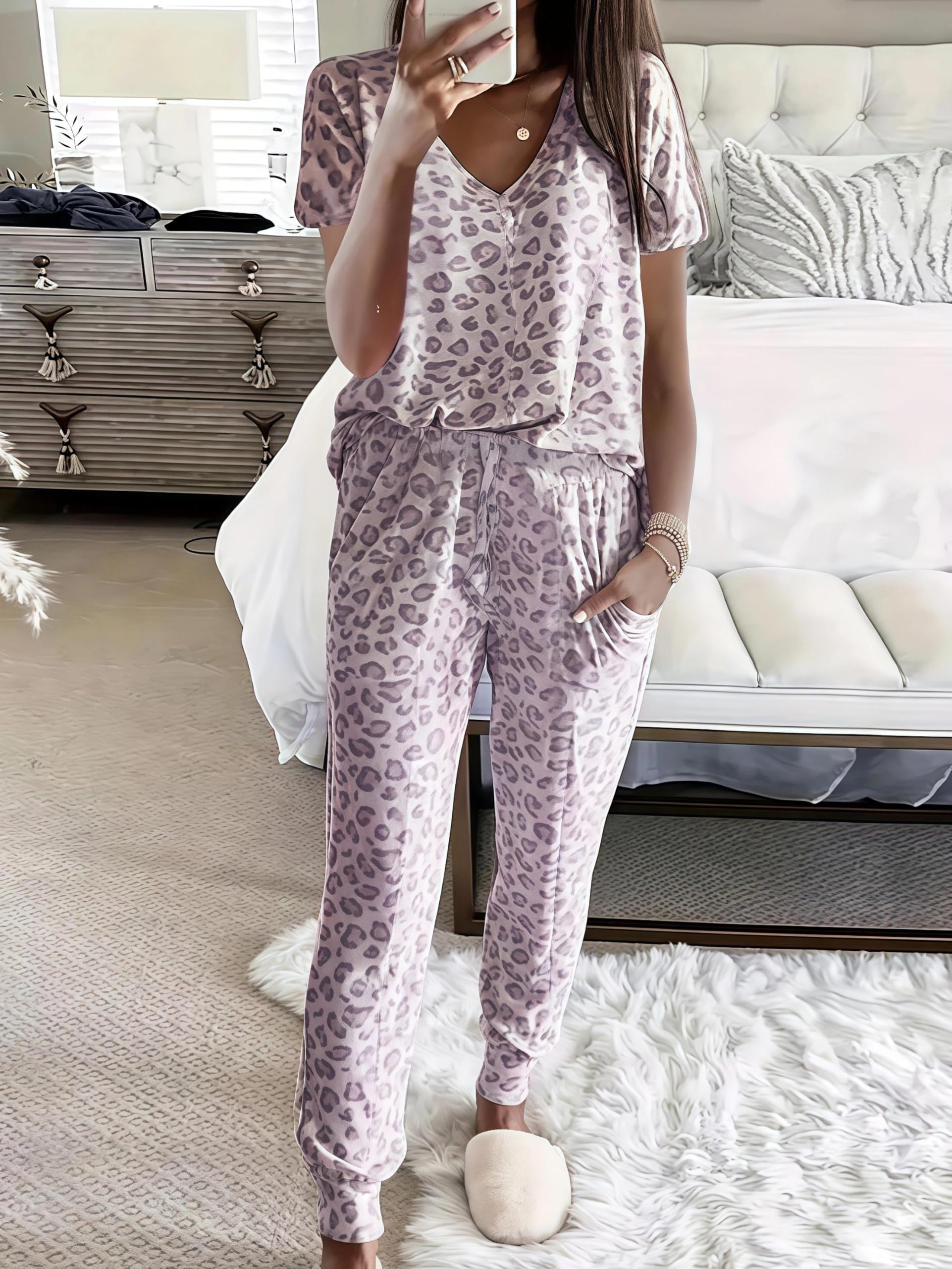 Leopard Print Pajamas Set Women Short Sleeve V Neck Long Pants Comfortable 2 Pie