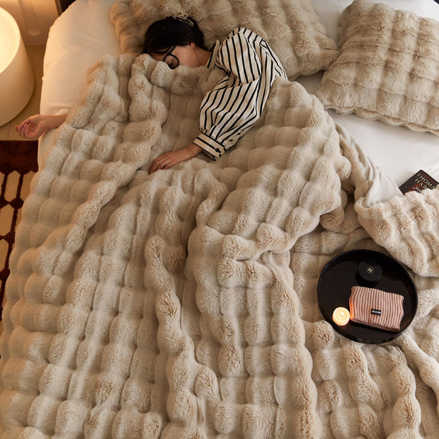 Fluffy Blanket, Single Blanket, Rabbit Fur Style, Round Blanket, 2 Pieces