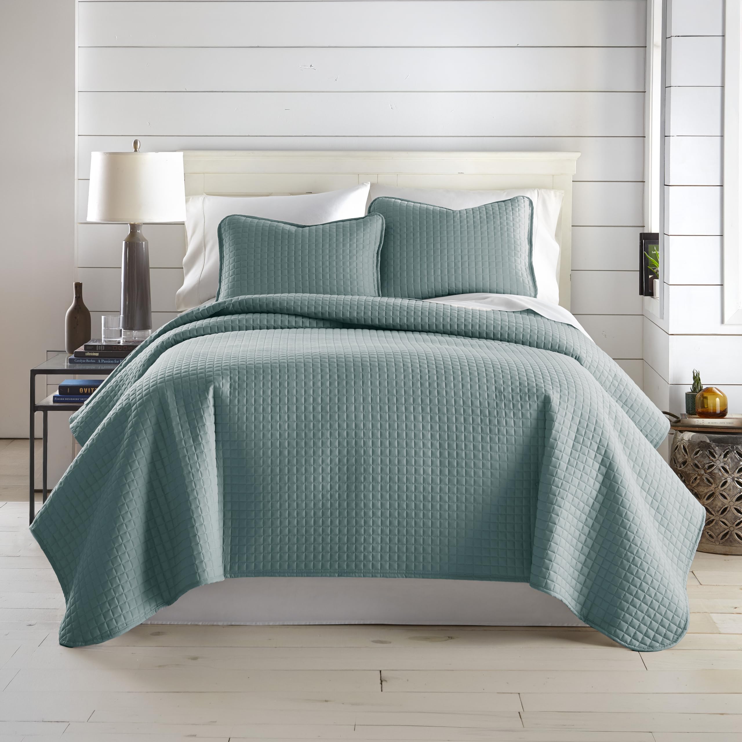 Oversized King Quilt Bedding Set with 2 Quilted Pillow Shams, Steel Blue