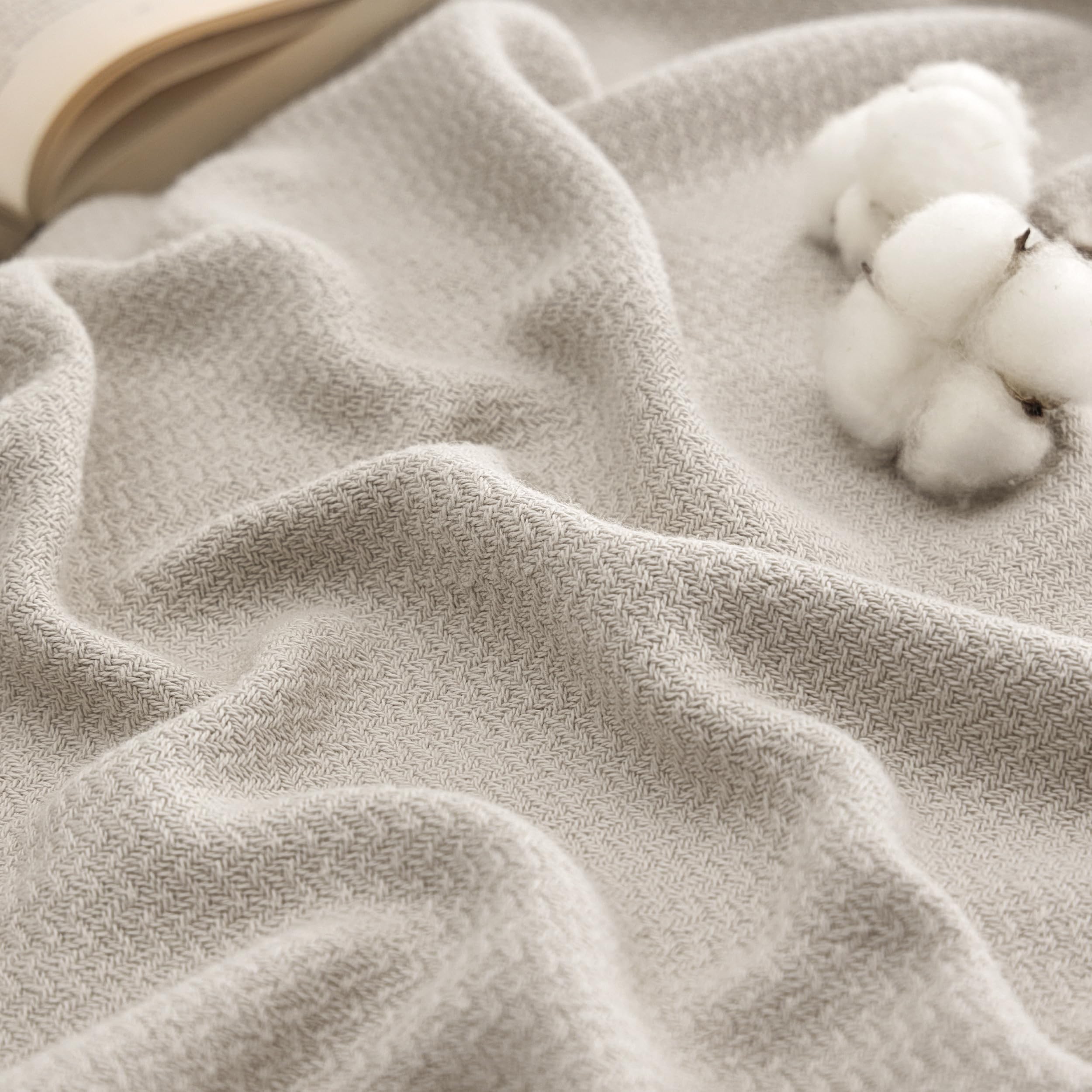Bedsure 100% Cotton Blanket, Herringbone Weave, Queen Size, Linen Beige | Breath