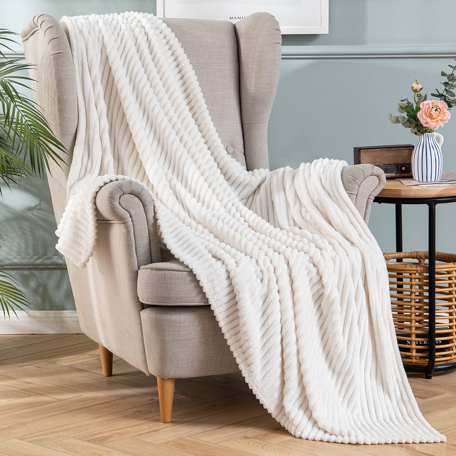 MIULEE Flannel Fleece Throw Blankets Soft Warm Comfortable Throws for Sofa Cordu