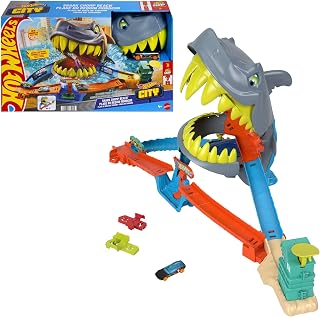 ​Hot Wheels City Shark Chomp Beach Playset & 1:64 Scale Toy Car | 1:64 Scale Die-Cast Vehicle & Track Set, 2 Ways to Play, Knock Out the Shark or Get Eaten, JHL96