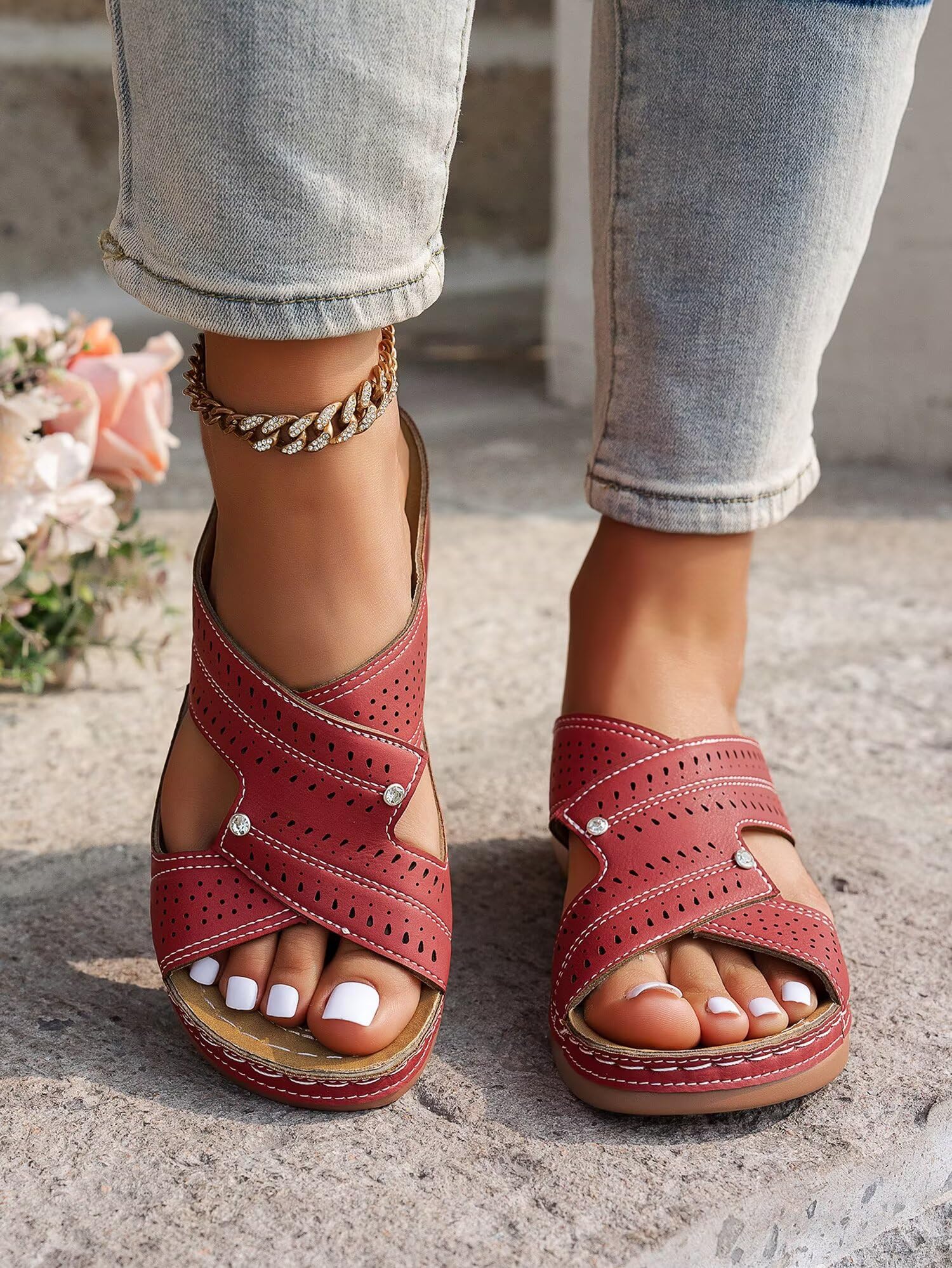 Slippers for women, perfect for summer, beach, vacation and casual wear, stylish