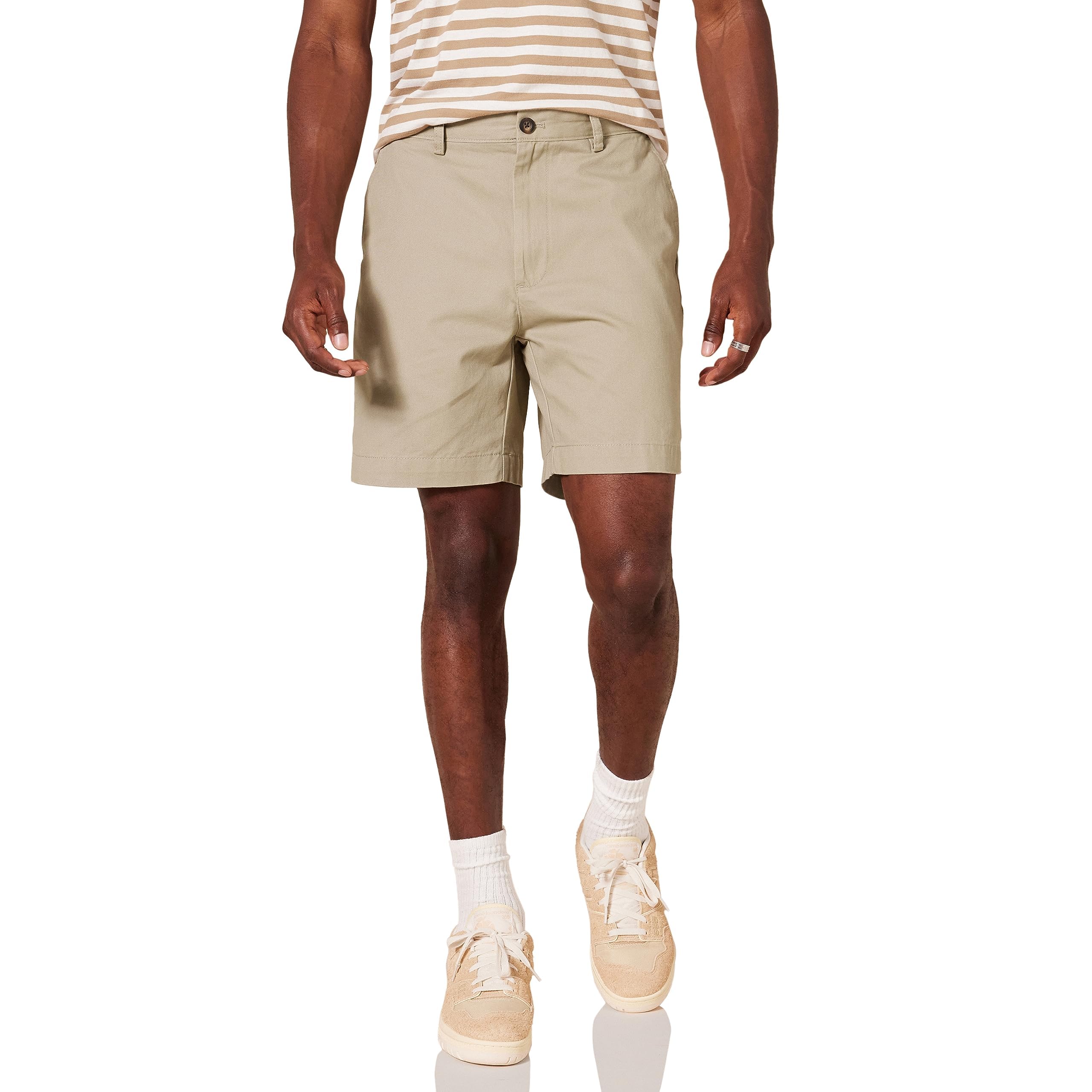 Amazon Essentials Men's Classic-Fit 7” (18 cm) Chino Shorts