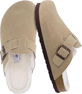 CUSHIONAIRE Zoccoli da donna Hana con plantare in sughero con tomaia in vera pelle, fodera in pelliccia sintetica e comfort