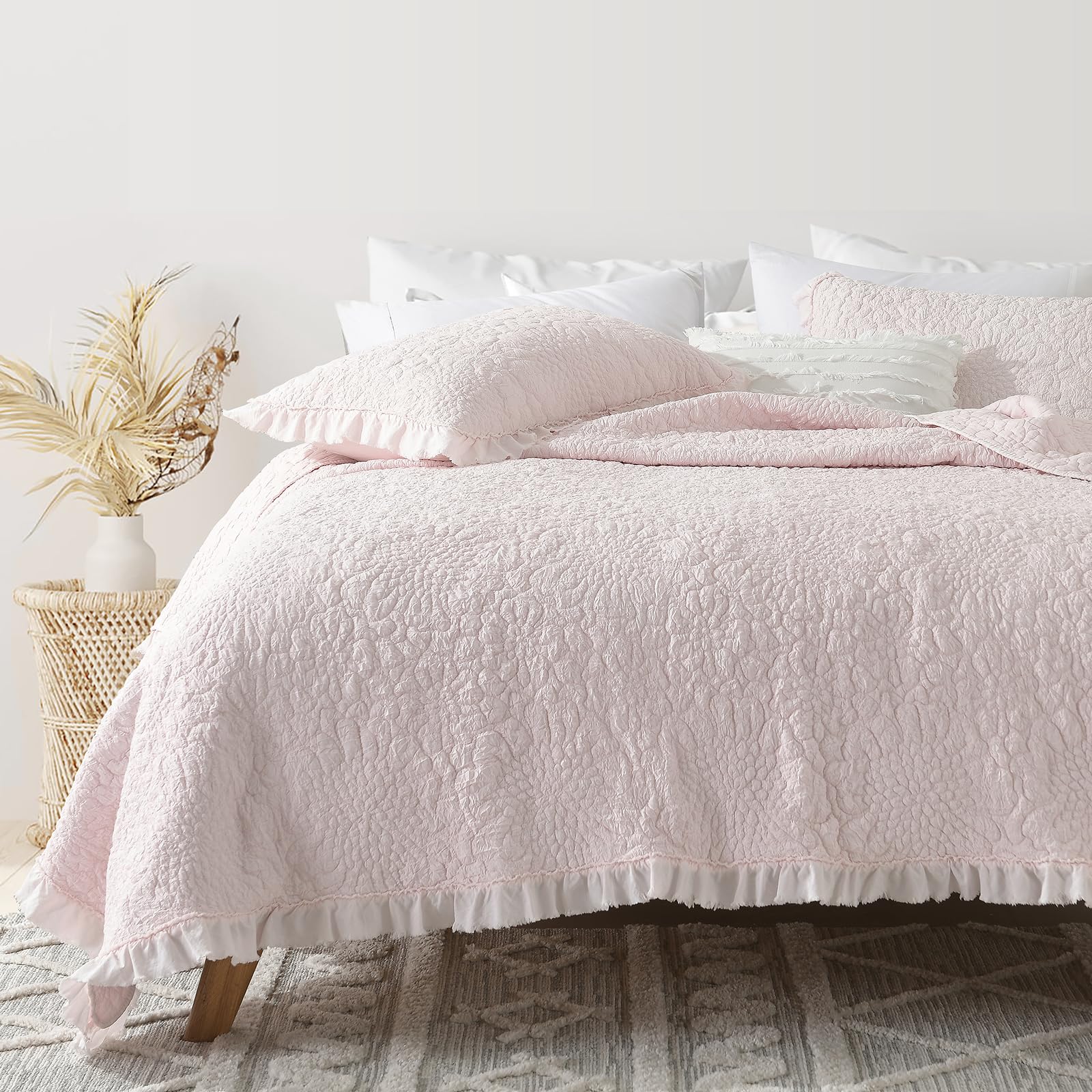 HORIMOTE HOME Pink Ruffled Quilt Queen Size, Stone-Washed Microfiber Lightweight