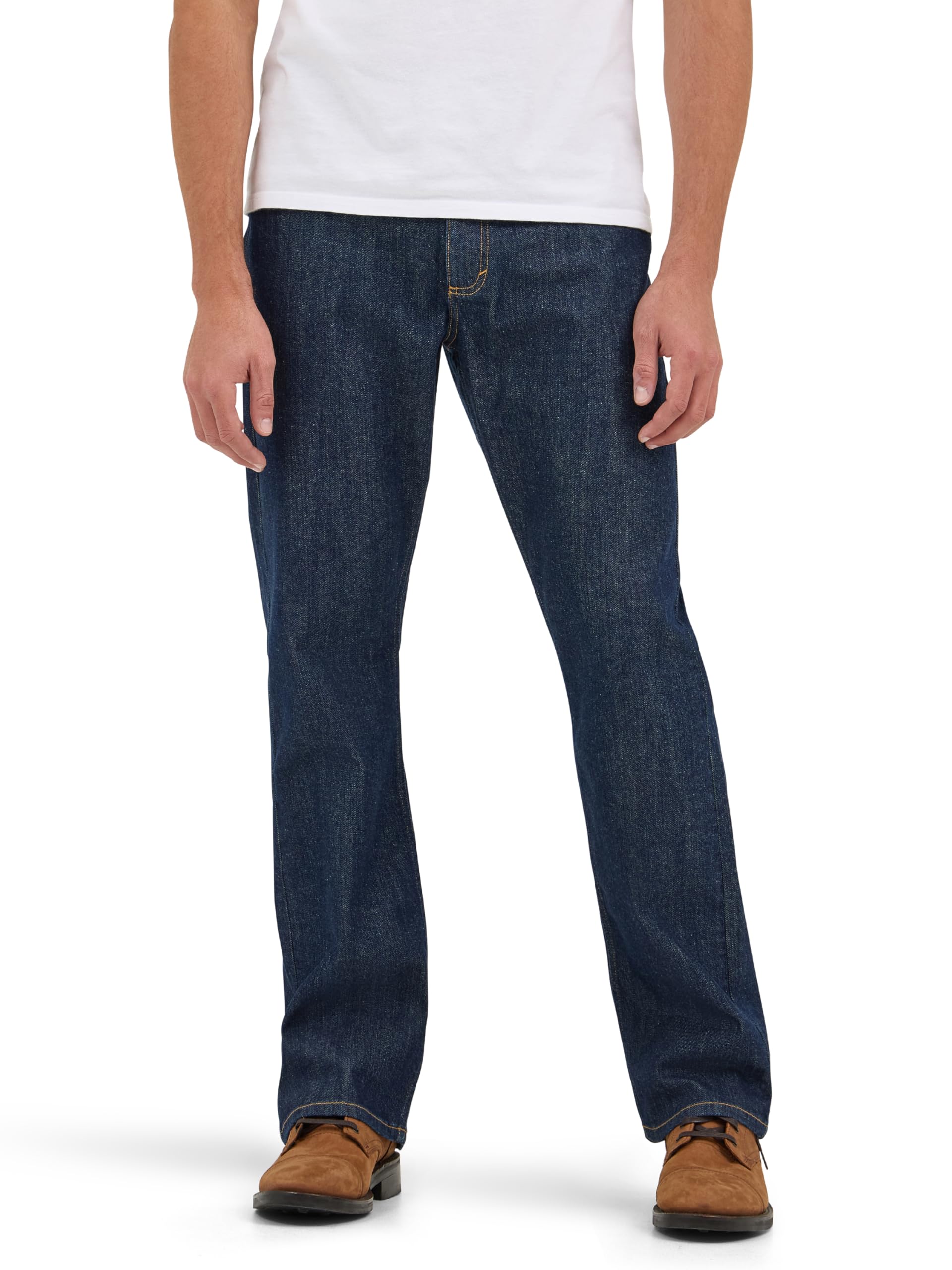 Wrangler Men's Free to Stretch Relaxed Fit Bootcut Jean, Blue