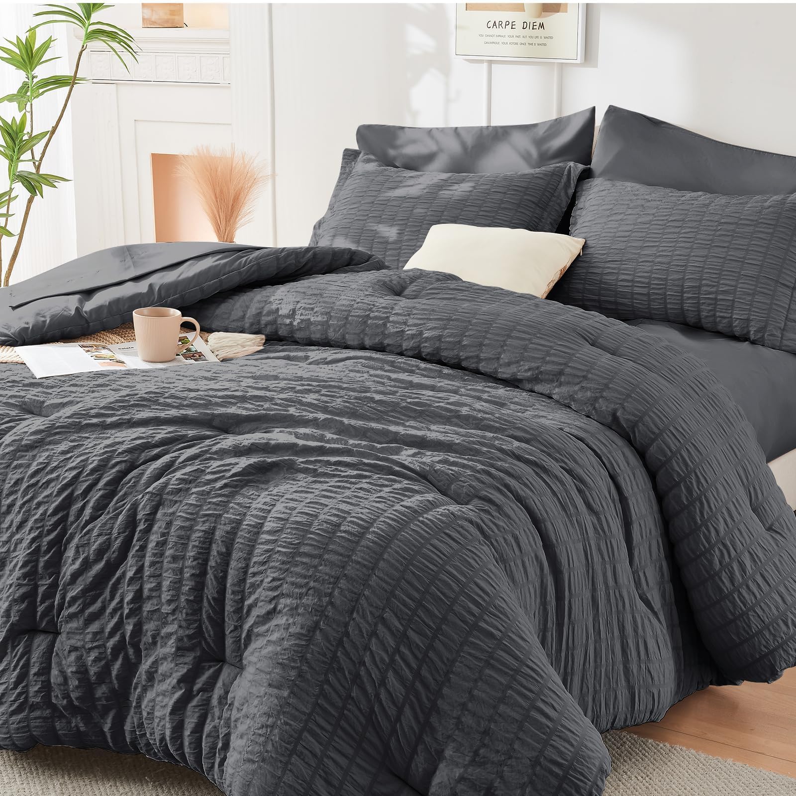 HYMOKEGE Queen Comforter Set Seersucker 7 Pieces, All Season Luxury Bed in a Bag