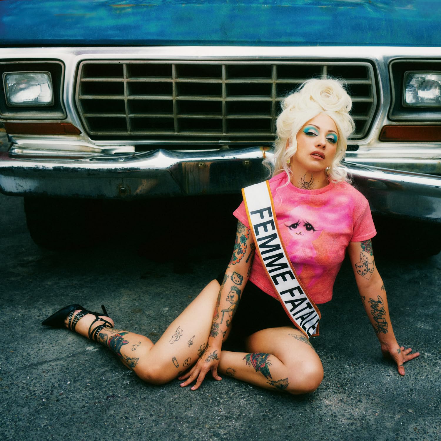 FEMME FATALE