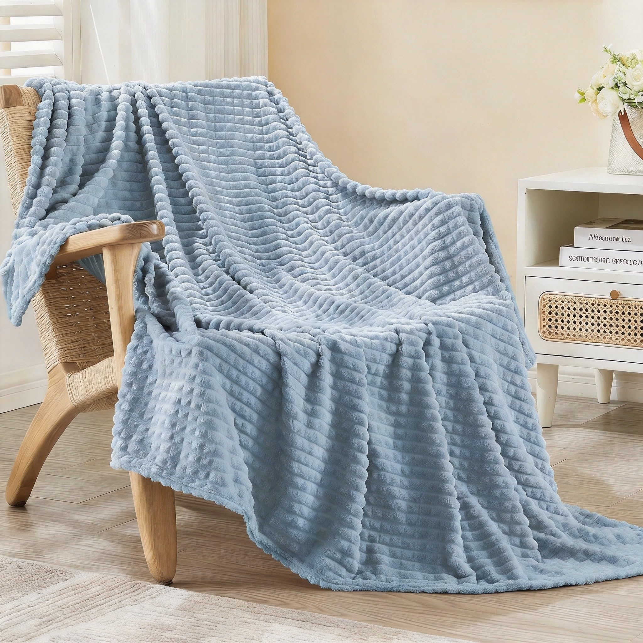 EMME Fleece Throw Blanket for Sofa, Soft, Fluffy, 150 x 200cm, 3D Touch Experien