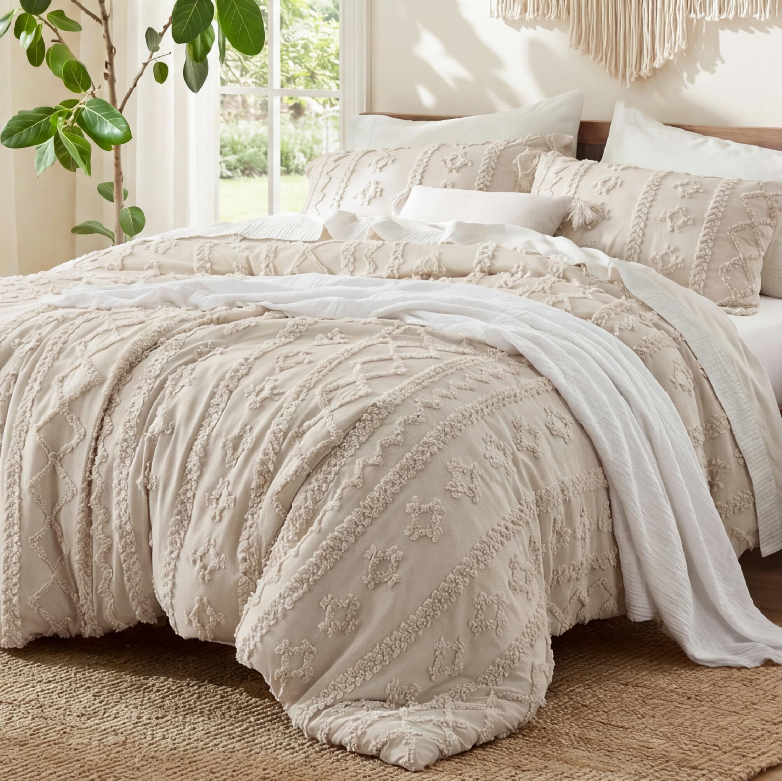 Bedsure Tufted Boho Comforter Set Queen, Bedroom Decor Bedding Set Beige | Soft 
