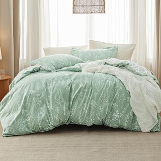 Bedsure Queen Qize Comforter Sets,Sage Green Bedding Set Floral Reversible | Cute Mellow Cloud Comforter Set 3 Pieces,Bedroom Aesthetic Fluffy Bed Set,Filled With Down Alternative Blend,Gift,OEKO-TEX